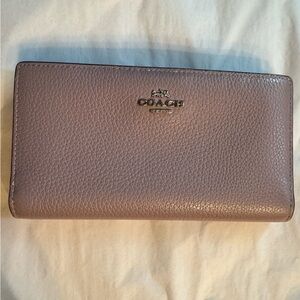 Lilac Leather Coach Wallet Excellent Used Condition